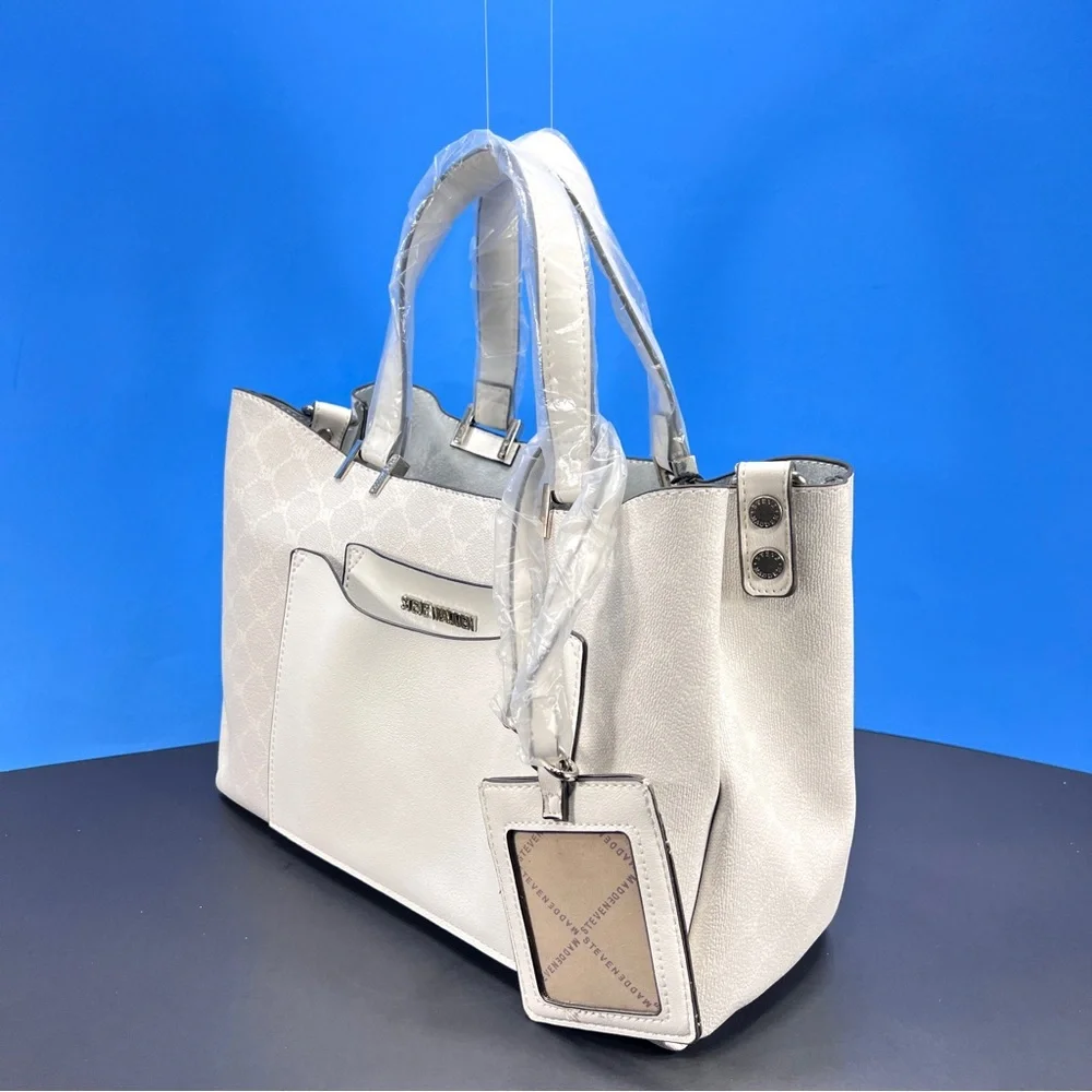 Steve Madden White Logo-Print Handbag set! bag, pouch, scarf, crossbody strap - Picture 4 of 9
